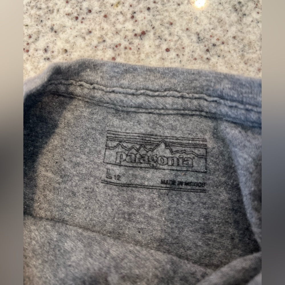 Patagonia Shirt Youth Large - Picture 5 of 7